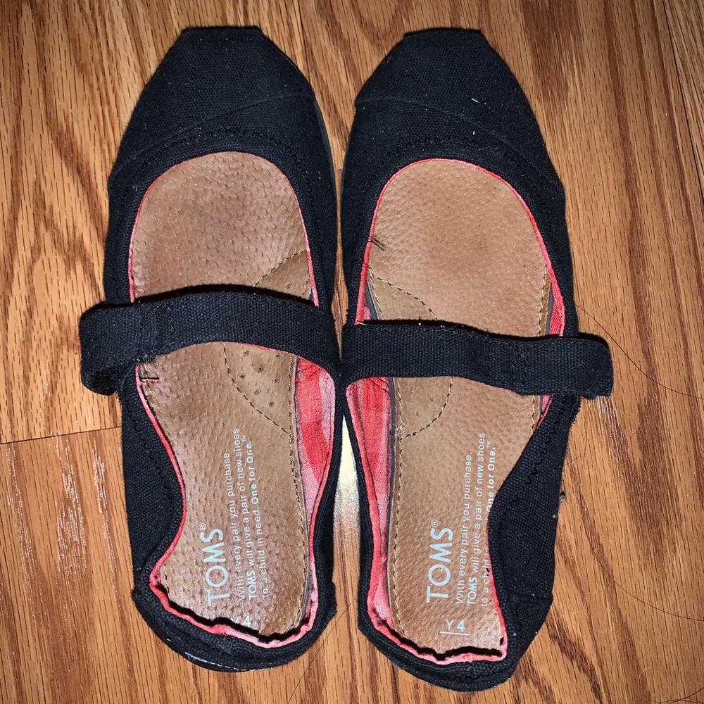 Black Toms Mary Jane Shoes